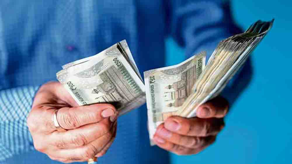 केंद्रीय कर्मचारियों को DA बढ़ोतरी का इंतजार, अप्रैल सैलरी पर भी असर की आशंका