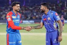 मुंबई इंडियंस के लिए बड़ी खुशखबरी, दिल्ली कैपिटल्स के खिलाफ मैच से पहले टीम के साथ जुड़े मिचेल सैंटनर