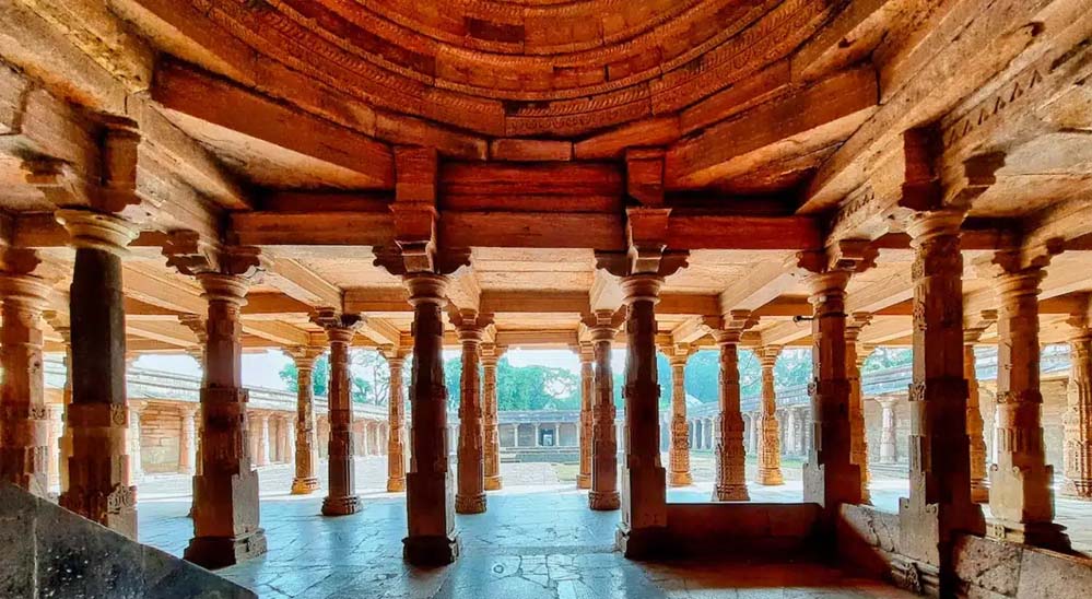 हवन कुंड, संस्कृत श्लोक और मूर्तियां…’, हिंदू पक्ष ने गिनाए मंदिर होने के सबूत, धार भोजशाला केस में सुनवाई