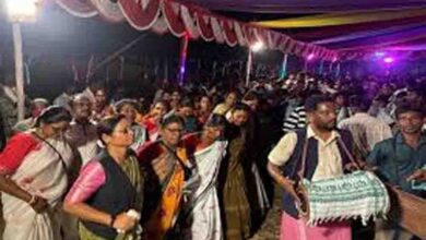 चाईबास,ढोल-नगाड़ों की थाप पर थिरके कदम, नुईया गांव में पारंपरिक हर्षोल्लास के साथ मनाया गया मागे पर्व