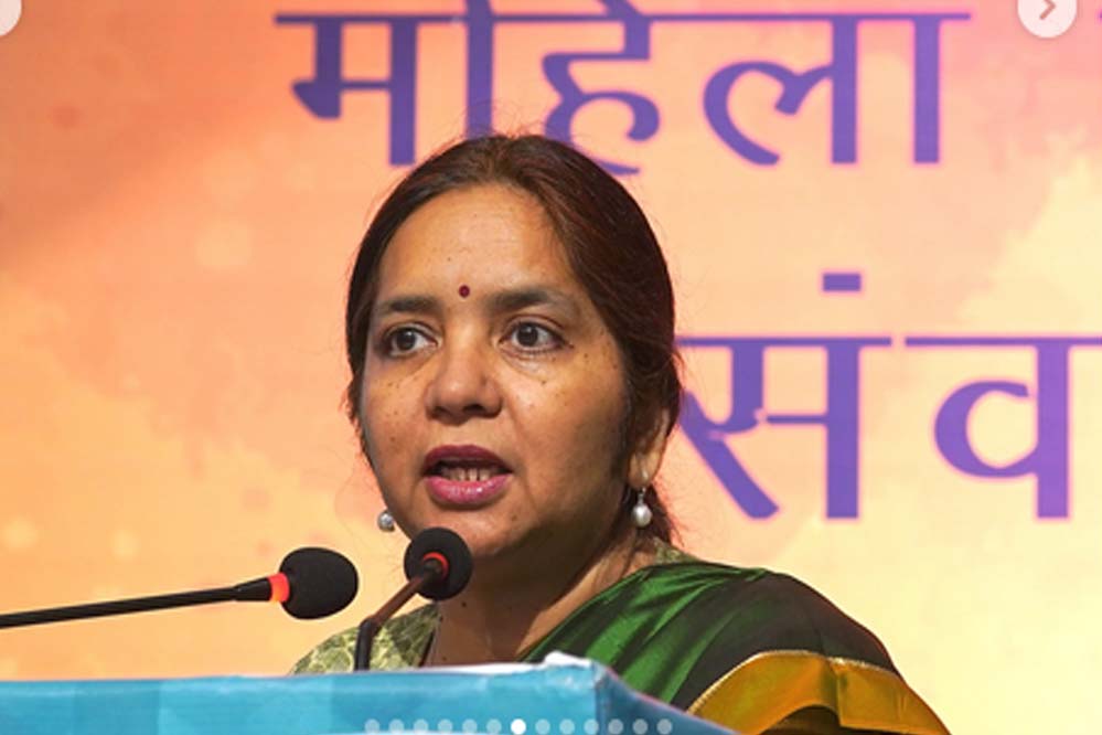 अपर मुख्य सचिव श्रीमती शमी ने की पेट्रोलियम पदार्थों की उपलब्धता की समीक्षा