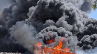 गाजियाबाद में भीषण आग: 125 झुग्गियां जलकर राख, सिलेंडर धमाकों से दहला इलाका