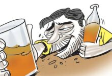 कलेक्टर की सख्त कार्रवाई: शिक्षा के मंदिर में नशे की कालिख, दो शिक्षक निलंबित