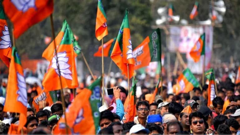 चुनावी मोड में BJP, MP की कमजोर 70 विधानसभा सीटों पर मंत्रियों की ड्यूटी, रणनीति का हिस्सा चुनावी मोड में BJP, MP की कमजोर 70 विधानसभा सीटों पर मंत्रियों की ड्यूटी, रणनीति का हिस्सा