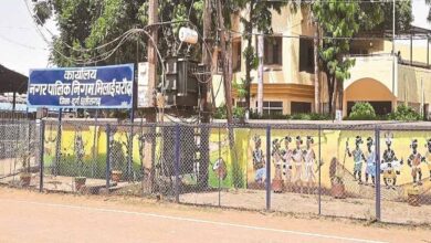 निगम में सख्ती: बिना अनुमति छुट्टी लेने पर रोक, टाउन प्लानिंग के दो अफसर सस्पेंड निगम में सख्ती: बिना अनुमति छुट्टी लेने पर रोक, टाउन प्लानिंग के दो अफसर सस्पेंड