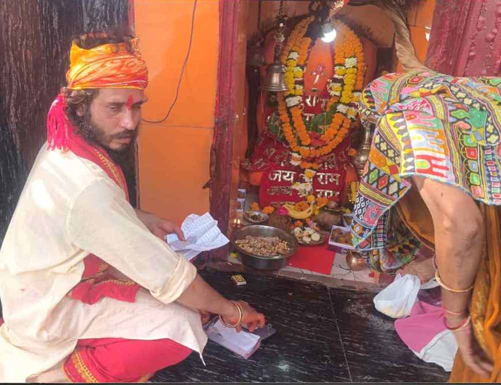 रायपुर का अनोखा मंदिर: ‘चिट्ठी वाले हनुमान जी’ को पत्र लिखते ही पूरी होती है मनोकामना