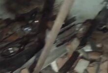 कोरबा में देर रात हादसा: निर्माणाधीन मकान की दीवार गिरी, दंपति और मासूम मलबे में दबकर घायल