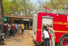 जिला सहकारी बैंक में आग का कहर: शॉर्ट सर्किट से कंप्यूटर और दस्तावेज जलकर खाक