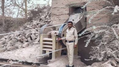 रायपुर में खनिज विभाग का बड़ा एक्शन: 2 चूना पत्थर खदानें सील, 7 हाइवा जब्त