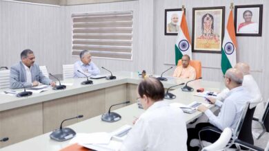 फार्मर रजिस्ट्री से जुड़ें सभी किसान, एकीकृत डिजिटल प्रणाली से मिलेगा योजनाओं का लाभ: मुख्यमंत्री योगी आदित्यनाथ फार्मर रजिस्ट्री से जुड़ें सभी किसान, एकीकृत डिजिटल प्रणाली से मिलेगा योजनाओं का लाभ: मुख्यमंत्री योगी आदित्यनाथ