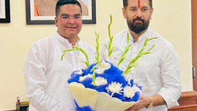 केंद्रीय मंत्री चिराग पासवान जल्द आएंगे भिलाई, विधायक रिकेश से वैशाली नगर में खाद्य प्रसंस्करण और विकास योजनाओं पर हुई चर्चा