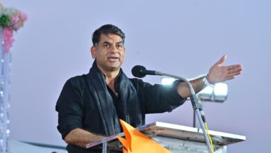 यूथ फेस्ट-2026: सौरभ द्विवेदी का मंत्र—फिट रहें, पॉजिटिव सोचें, परिवार संग आगे बढ़ें