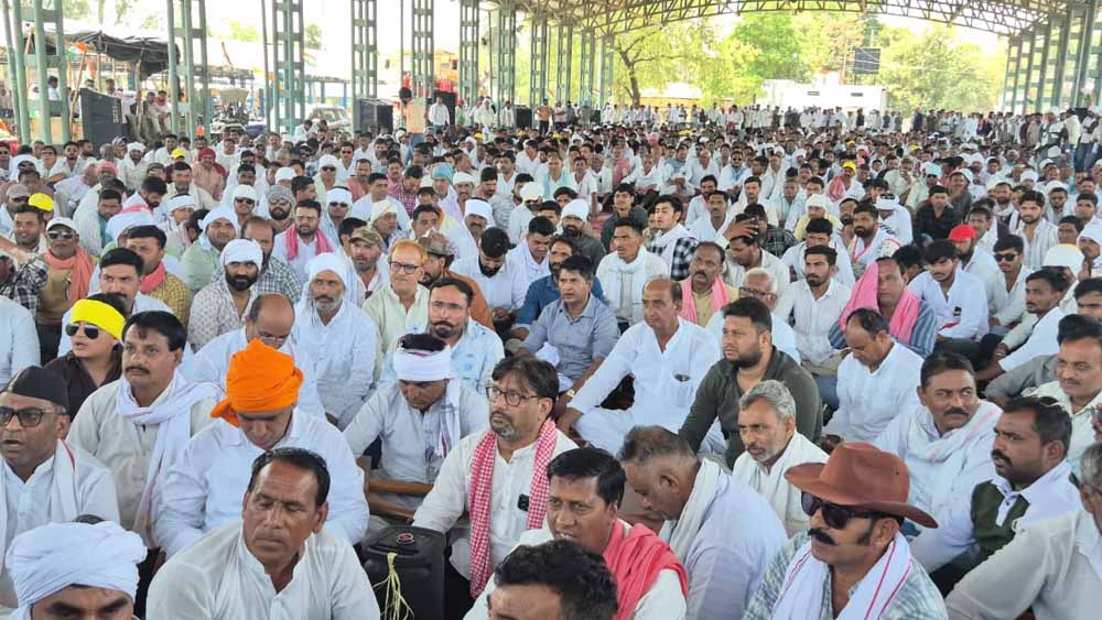 हरदा में 10 हजार किसानों का ट्रैक्टर मार्च, MSP कानून की मांग पर अमेरिकी राष्ट्रपति के नाम ज्ञापन हरदा में 10 हजार किसानों का ट्रैक्टर मार्च, MSP कानून की मांग पर अमेरिकी राष्ट्रपति के नाम ज्ञापन