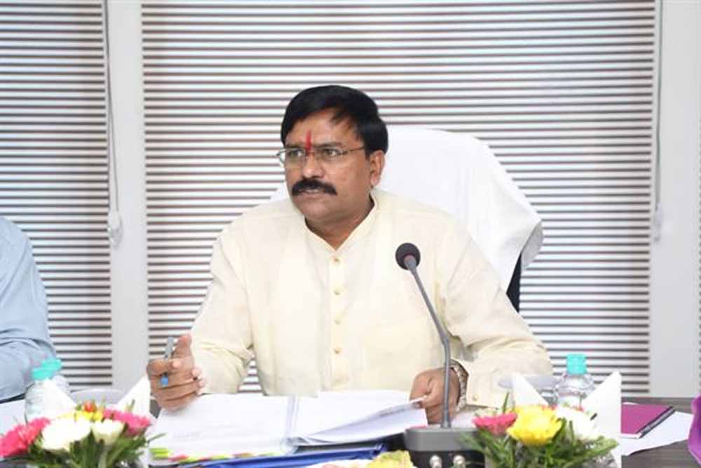 स्थानीय बोलियों के संरक्षण के लिए गठित करें “सृजन पीठ”: राज्य मंत्री लोधी स्थानीय बोलियों के संरक्षण के लिए गठित करें “सृजन पीठ”: राज्य मंत्री लोधी