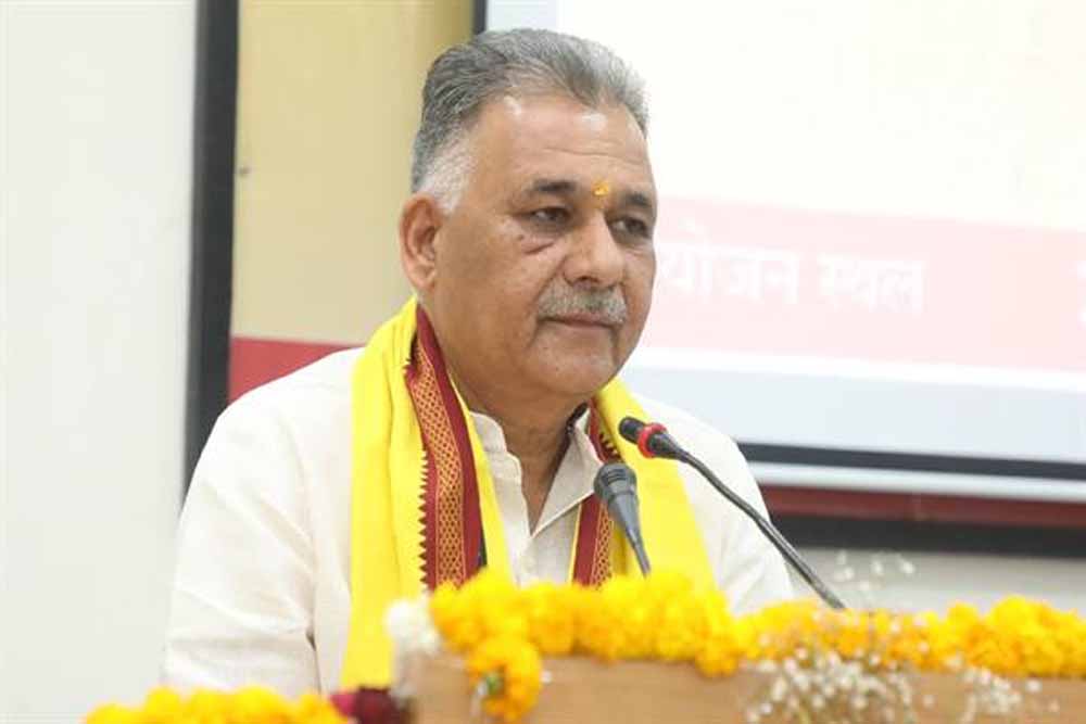 अकादमी की पुस्तकों के माध्यम से विद्यार्थियों तक पहुंच रही है भारतीय ज्ञान परंपरा : मंत्री परमार अकादमी की पुस्तकों के माध्यम से विद्यार्थियों तक पहुंच रही है भारतीय ज्ञान परंपरा : मंत्री परमार