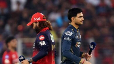 गुजरात टाइटंस ने रॉयल चैलेंजर्स बैंगलोर के खिलाफ जीता टॉस