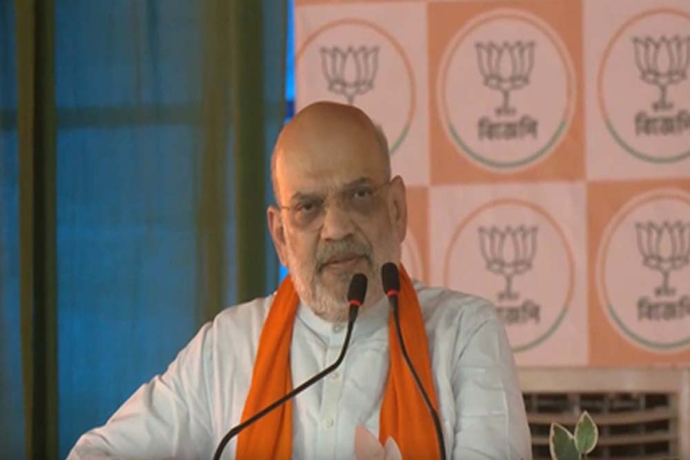 बंगाल में BJP की सरकार बनी तो घुसपैठियों पर सख्त कार्रवाई: अमित शाह बंगाल में BJP की सरकार बनी तो घुसपैठियों पर सख्त कार्रवाई: अमित शाह