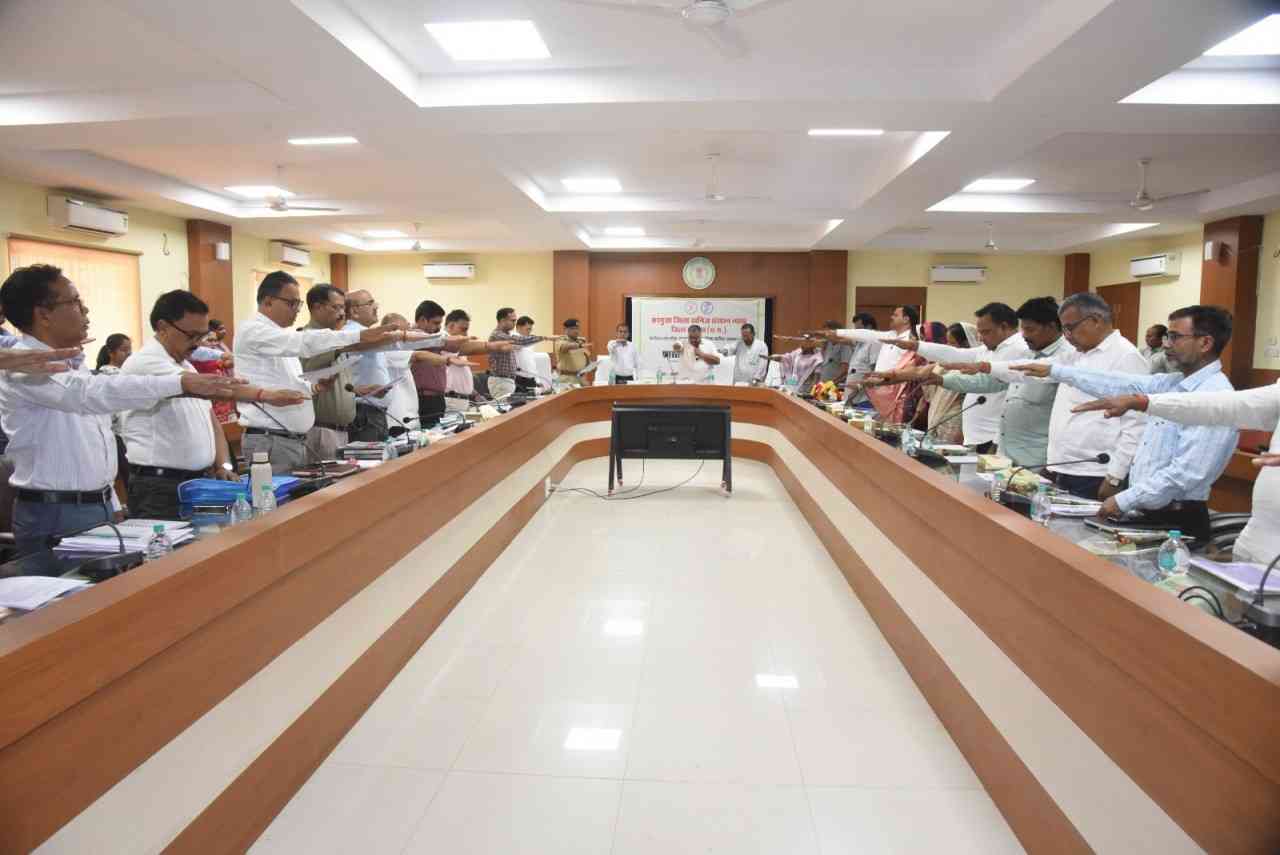 पर्यटन एवं संस्कृति मंत्री श्री राजेश अग्रवाल ने दिलाई जनगणना शपथ,नागरिकों से सक्रिय भागीदारी का आह्वान