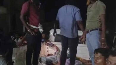 कटिहार में भीषण सड़क हादसा: बस-पिकअप टक्कर में 8 की मौत, 24 घायल