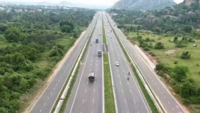 इंदौर का ट्रिपल लेयर ब्रिज: तीन एनएच मार्गों को अक्टूबर तक मिलेगा रास्ता, रोजाना पचास हजार वाहन गुजरेंगे इंदौर का ट्रिपल लेयर ब्रिज: तीन एनएच मार्गों को अक्टूबर तक मिलेगा रास्ता, रोजाना पचास हजार वाहन गुजरेंगे