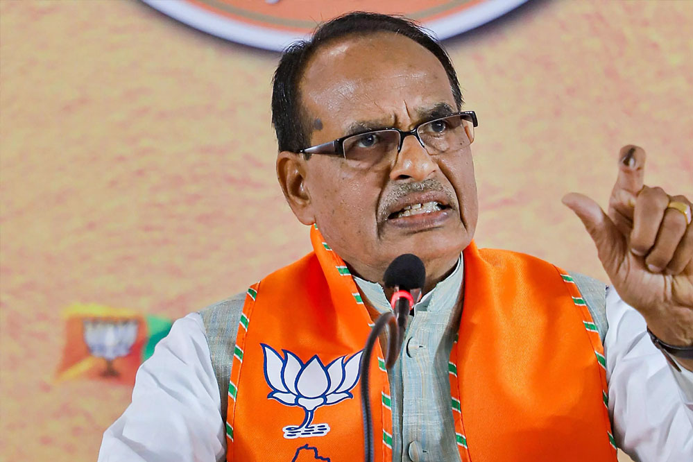 बिहार में भाजपा के पहले सीएम के नाम का ऐलान आज, शिवराज सिंह चौहान करेंगे बैठक में उद्घाटन बिहार में भाजपा के पहले सीएम के नाम का ऐलान आज, शिवराज सिंह चौहान करेंगे बैठक में उद्घाटन