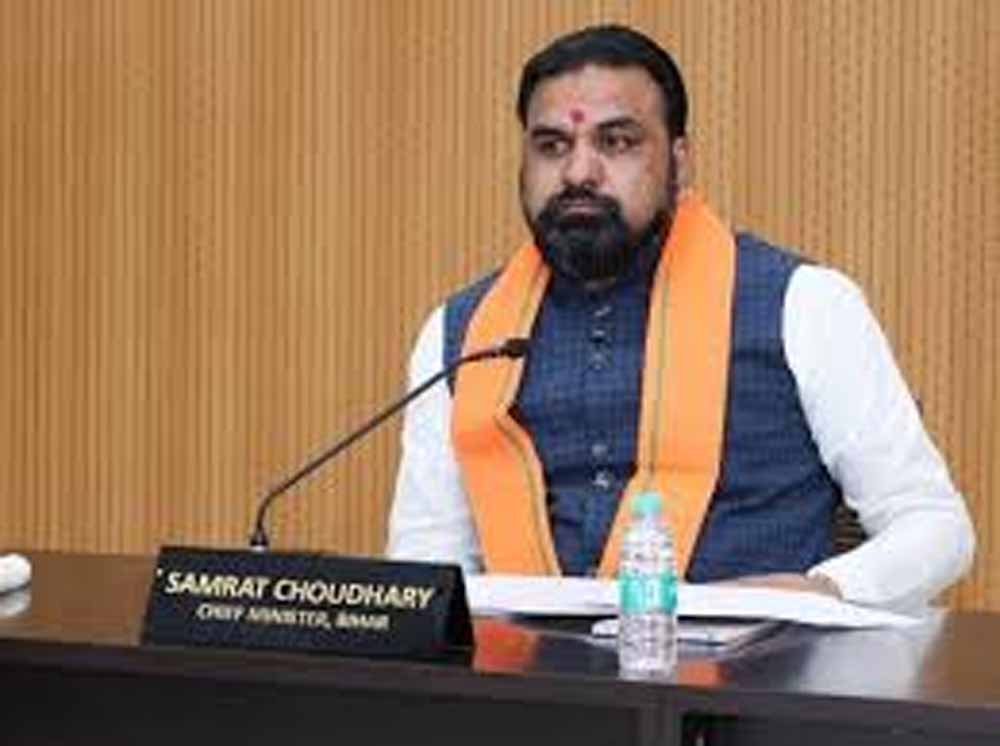 जरूरत पड़ने पर ही करें चार पहिया वाहनों का इस्तेमाल: सम्राट चौधरी जरूरत पड़ने पर ही करें चार पहिया वाहनों का इस्तेमाल: सम्राट चौधरी