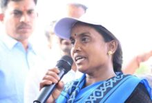सुशासन तिहार: सरोधी की चौपाल में दिखी बदलाव की कहानी,महतारी वंदन योजना से सशक्त हुई केकती बाई की जिंदगी