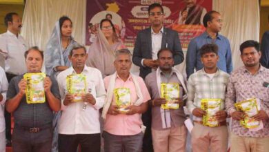 सुशासन तिहार: उलखर और बड़े नावापारा में उमड़ा जनसैलाब,मौके पर ही निराकृत हुई ग्रामीणों की समस्याएं