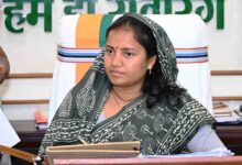 हाथी के हमले में जान गंवाने वाले ग्रामीणों के परिजनों को मिली त्वरित राहत