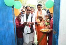पक्के घर का सपना हुआ साकार : मुख्यमंत्री विष्णु देव साय ने लेमरू में हितग्राही धरम सिंह के नए आवास में कराया गृह प्रवेश