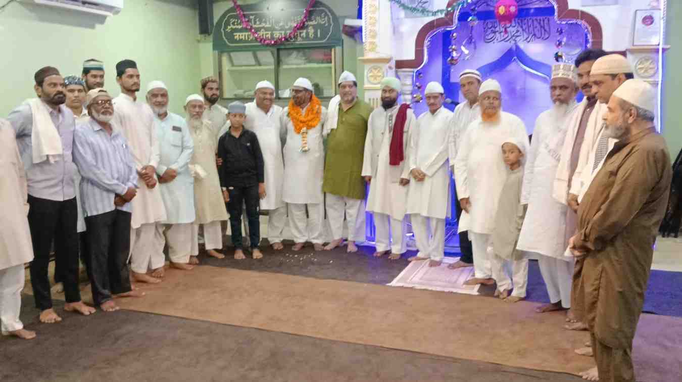 शांति नगर भिलाई में हाजियों का इस्तेकबाल किया गया शांति नगर भिलाई में हाजियों का इस्तेकबाल किया गया