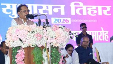 मुख्यमंत्री विष्णुदेव साय ने धमतरी में सुशासन तिहार के तहत 465 करोड़ रुपये के 102 विकास कार्यों की दी सौगात मुख्यमंत्री विष्णुदेव साय ने धमतरी में सुशासन तिहार के तहत 465 करोड़ रुपये के 102 विकास कार्यों की दी सौगात