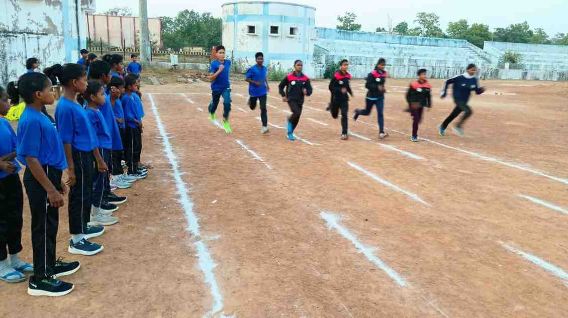 ग्रीष्मकालीन खेल शिविर में निखर रही बच्चों की प्रतिभाएं