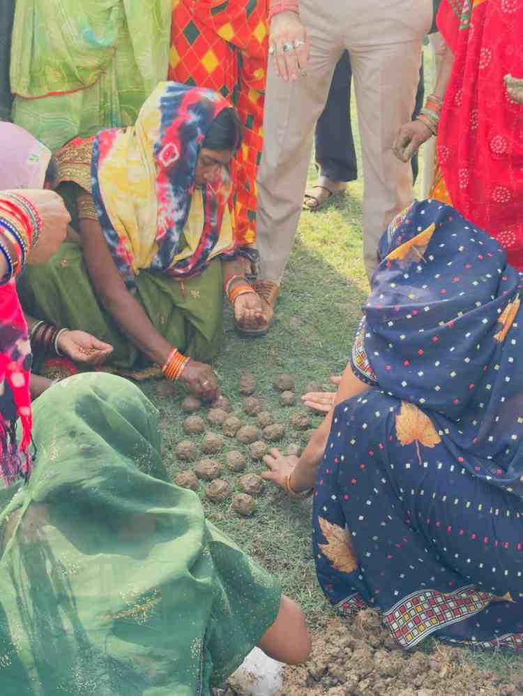 अंतर्राष्ट्रीय जैव विविधता दिवस पर कोपरा जलाशय में जागरूकता कार्यक्रम अंतर्राष्ट्रीय जैव विविधता दिवस पर कोपरा जलाशय में जागरूकता कार्यक्रम
