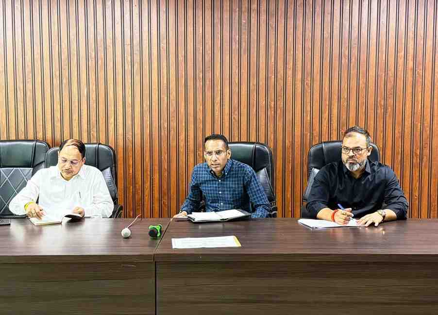 बेहतर विभागीय समन्वय से कार्यों में लाएं तेजी : सचिव बंसल बेहतर विभागीय समन्वय से कार्यों में लाएं तेजी : सचिव बंसल