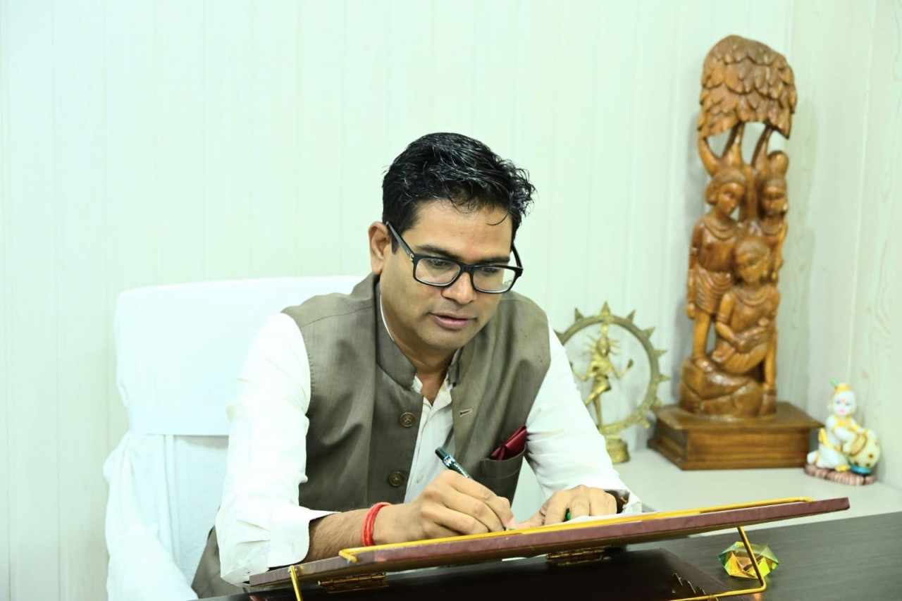 विश्व पर्यावरण दिवस पर पोस्टर प्रतियोगिता, प्रशिक्षण, संगोष्ठी एवं पुरस्कार वितरण समारोह का आयोजन