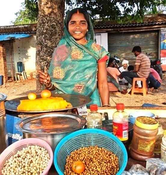समूह से मिले सहयोग से स्वरोजगार से मिली आत्मनिभर्रता-उमा सिंह समूह से मिले सहयोग से स्वरोजगार से मिली आत्मनिभर्रता-उमा सिंह