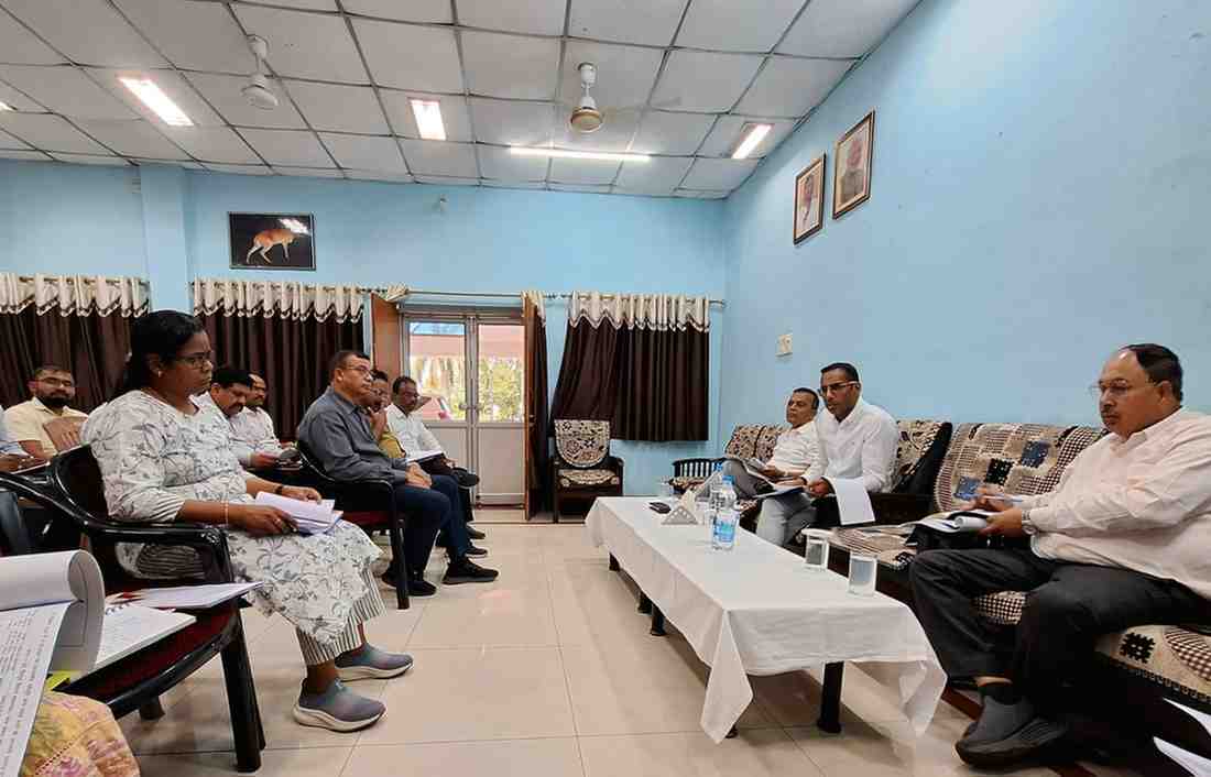 लोक निर्माण विभाग के सचिव ने सड़कों और भवनों के कार्यों की समीक्षा की लोक निर्माण विभाग के सचिव ने सड़कों और भवनों के कार्यों की समीक्षा की