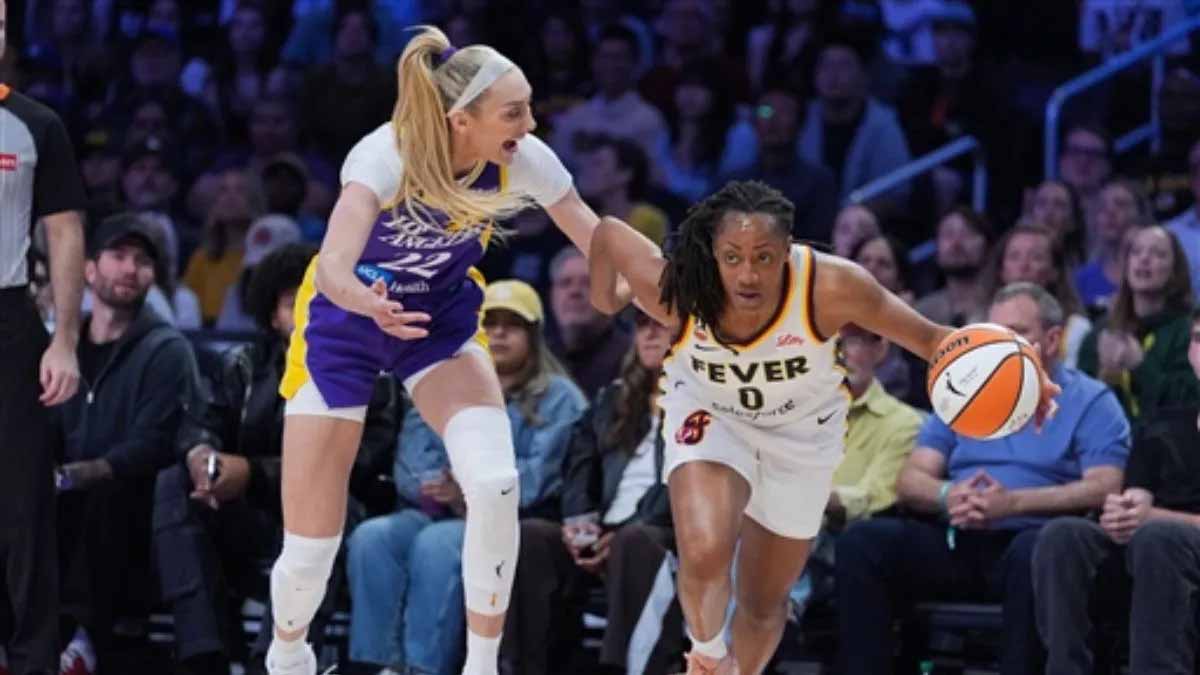 WNBA स्टार केल्से मिशेल की सफलता की कहानी: संघर्ष से लेकर सुपरमैक्स डील तक का सफर WNBA स्टार केल्से मिशेल की सफलता की कहानी: संघर्ष से लेकर सुपरमैक्स डील तक का सफर