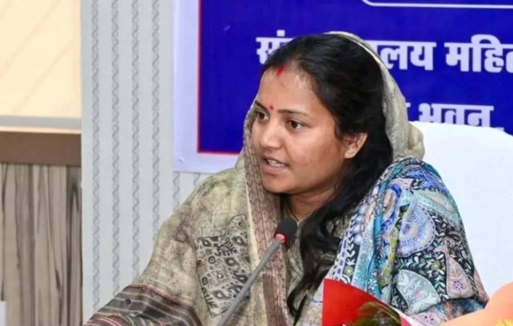 रायपुर : हाथी के हमले में जान गंवाने वाले ग्रामीणों के परिजनों को त्वरित राहत