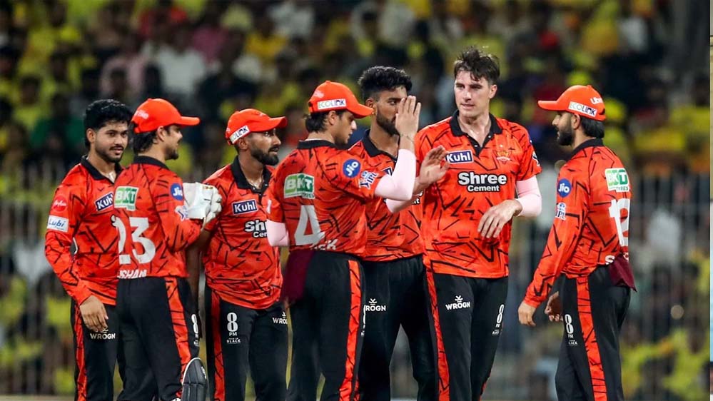 चेन्नई की हार से बदला समीकरण, हैदराबाद प्लेऑफ में और गुजरात की भी हुई एंट्री पक्की