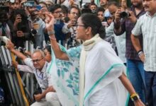 3 घंटे तक ममता की मौजूदगी, कार्यकर्ताओं का पहरा: टीएमसी के आरोप और EC का जवाब एक साथ