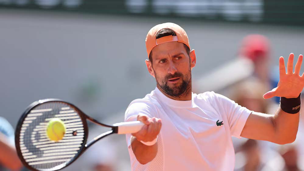 French Open 2026 में जोकोविच का बड़ा धमाका, कोर्ट पर उतरते ही तोड़ा फेडरर का वर्ल्ड रिकॉर्ड French Open 2026 में जोकोविच का बड़ा धमाका, कोर्ट पर उतरते ही तोड़ा फेडरर का वर्ल्ड रिकॉर्ड