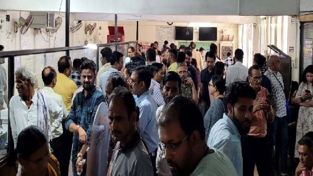 महिलाओं के नाम बढ़ीं संपत्तियां, 1 अप्रैल से अब तक 10 हजार महिलाओं के नाम हुई रजिस्ट्रियां महिलाओं के नाम बढ़ीं संपत्तियां, 1 अप्रैल से अब तक 10 हजार महिलाओं के नाम हुई रजिस्ट्रियां