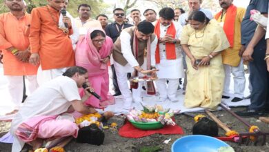 मुख्यमंत्री डॉ. यादव ने गंगा दशहरा पर देवी सागर तालाब में किया श्रमदान