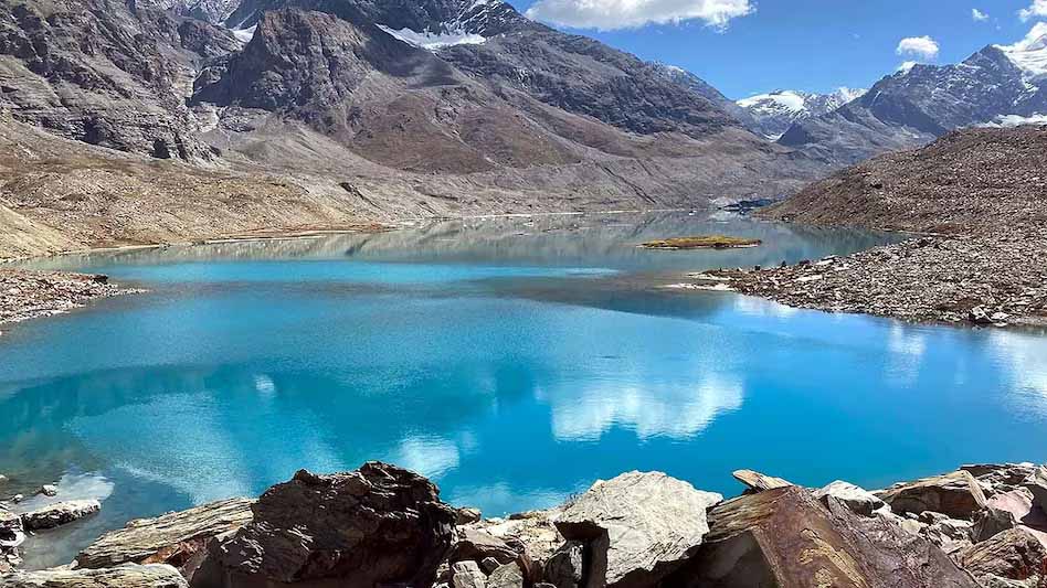 हिमाचल में झील टूटने का खतरा, 34 बस्तियां और अटल टनल पर मंडराया संकट हिमाचल में झील टूटने का खतरा, 34 बस्तियां और अटल टनल पर मंडराया संकट