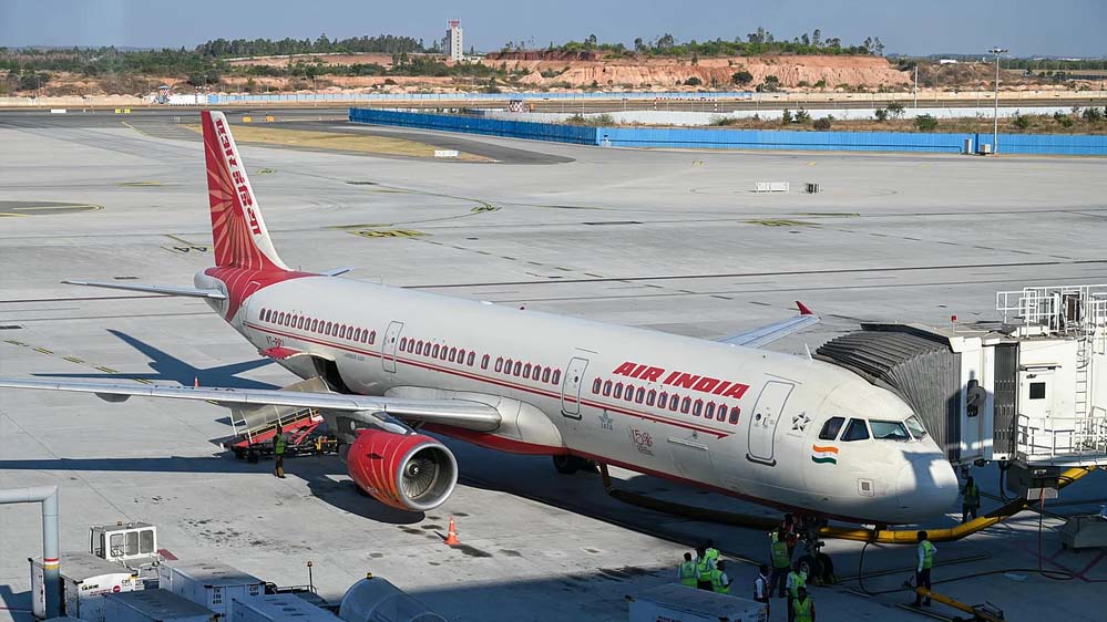 ईरान युद्ध का Air India पर बड़ा असर, एयरलाइन को अचानक लेना पड़ा बड़ा फैसला ईरान युद्ध का Air India पर बड़ा असर, एयरलाइन को अचानक लेना पड़ा बड़ा फैसला