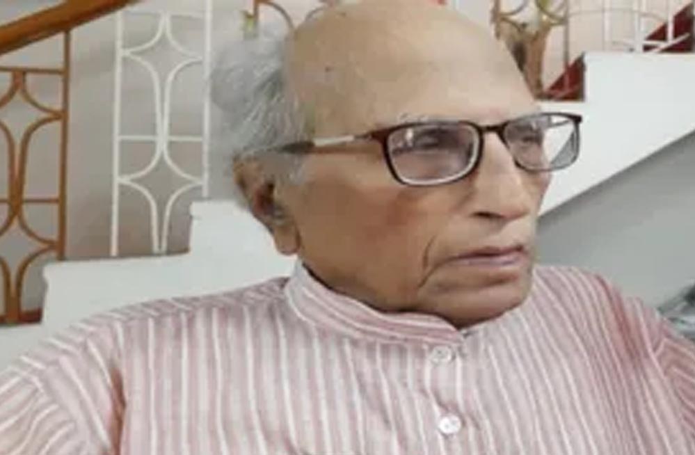उर्दू शायरी का चमकता सितारा बुझा, बशीर बद्र का 91 साल की उम्र में निधन