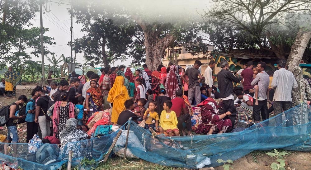 बंगाल कार्रवाई के बाद बढ़ा अलर्ट, आशंका- कहीं इस राज्य में न घुस आएं बांग्लादेशी घुसपैठिये बंगाल कार्रवाई के बाद बढ़ा अलर्ट, आशंका- कहीं इस राज्य में न घुस आएं बांग्लादेशी घुसपैठिये