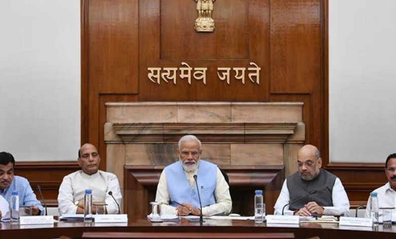 पंकज चौधरी के बाद हर्ष मल्होत्रा को बड़ी जिम्मेदारी, क्या मोदी कैबिनेट में होने वाला है बड़ा फेरबदल?